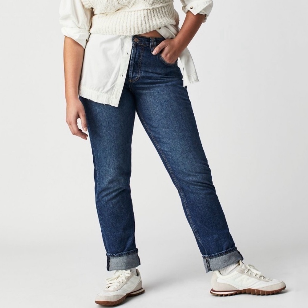 NEW Free People Crvy Siren Low Rise Straight Leg Jeans Dark Wash